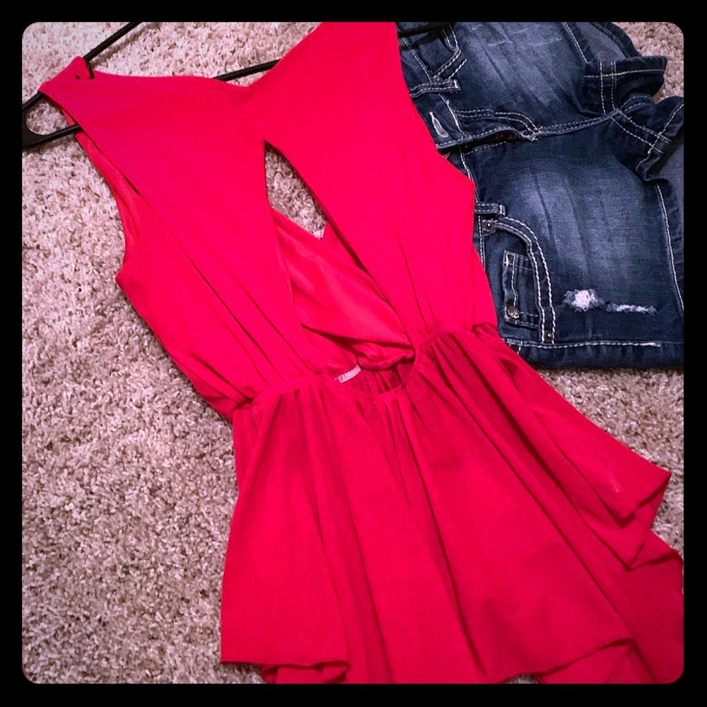 Hot red top